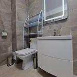 Nasty 24 Pool & Mamaia Nord 3*