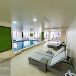 Nasty 24 Pool & Mamaia Nord Apartment