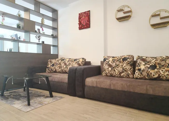 Nasty 24 Pool & Mamaia Nord 3*