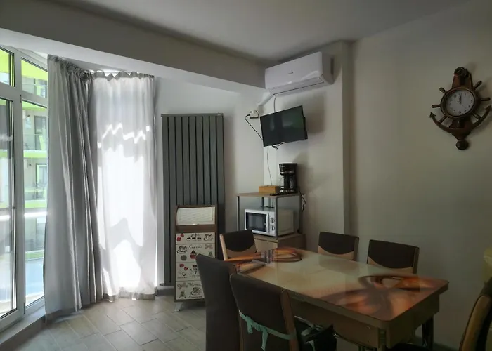 Apartamento Nasty 24 Pool & Mamaia Nord