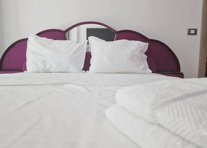 Nasty 24 Pool & Mamaia Nord 3*