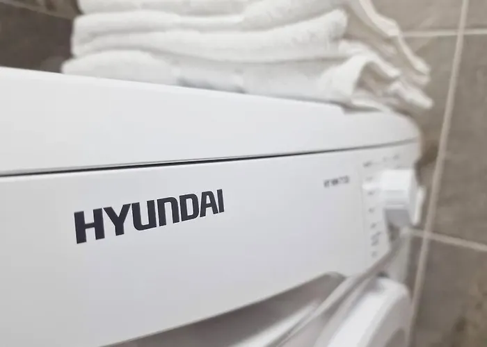 Nasty 24 Pool & Mamaia Nord Apartamento Năvodari