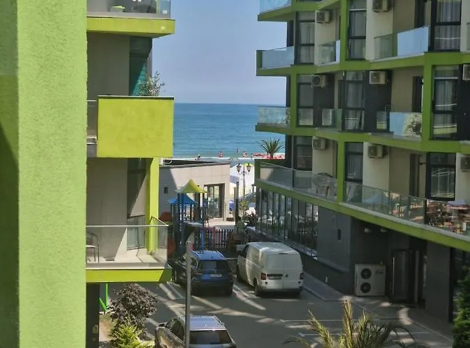 Nasty 24 Pool & Mamaia Nord Apartamento