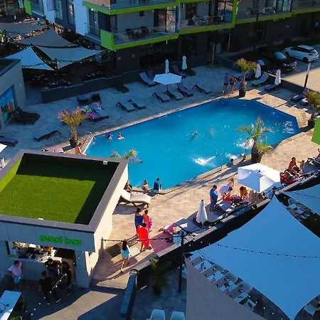 Nasty 24 Pool & Mamaia Nord * Navodari