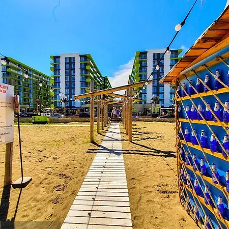 아파트 Nasty 24 Pool & Mamaia Nord 3*