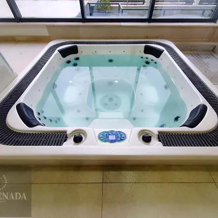 Nasty 24 Pool & Mamaia Nord Apartment Navodari