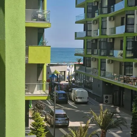 Nasty 24 Pool & Mamaia Nord Apartamento